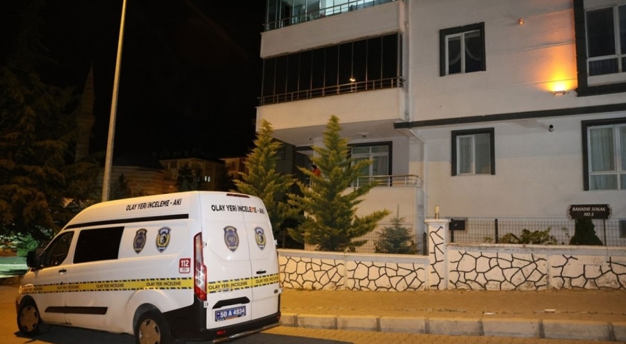 Balkonda sigara içen 15 yaşındaki kız çocuğu, aşağıya düştü
