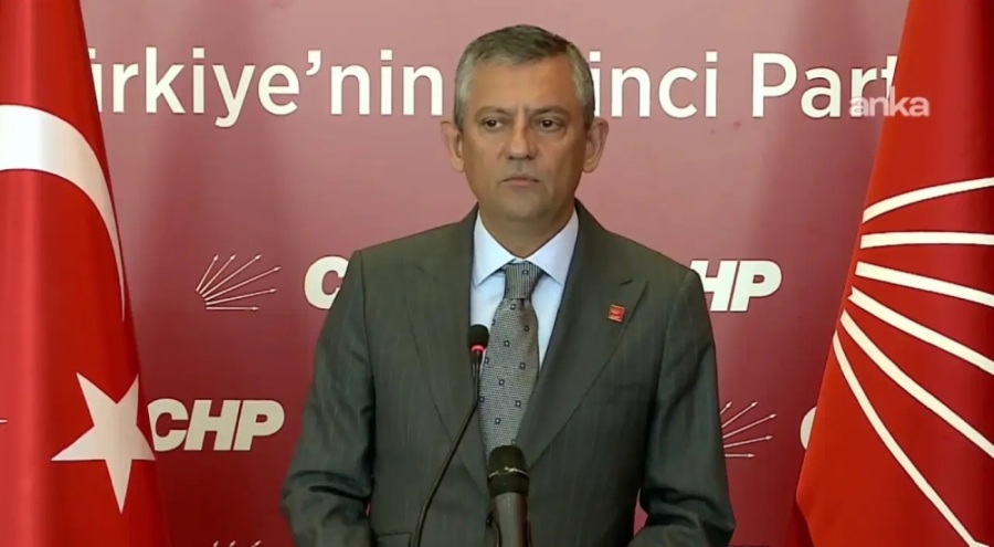 Ümit Özdağ, CHP Genel Başkanı Özel'i ziyaret etti