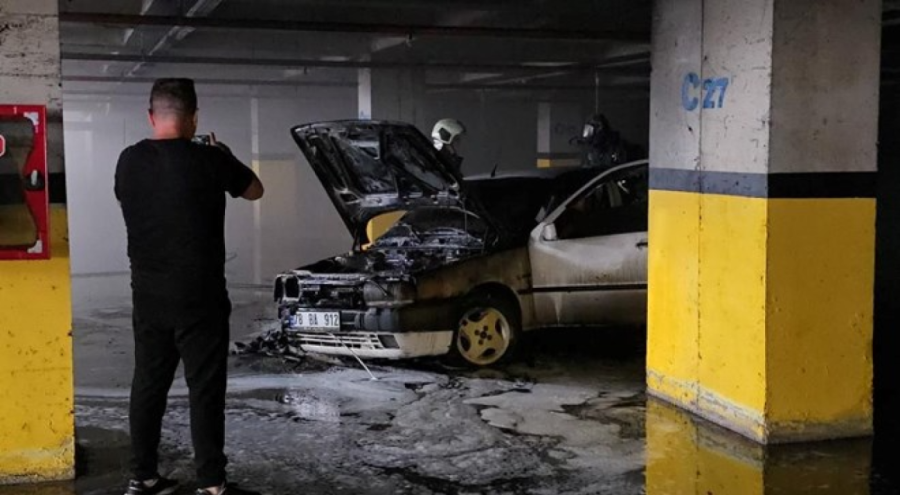 Kapalı otoparkta yangın