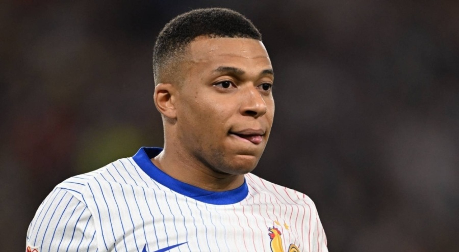 Mbappe'den kötü haber!