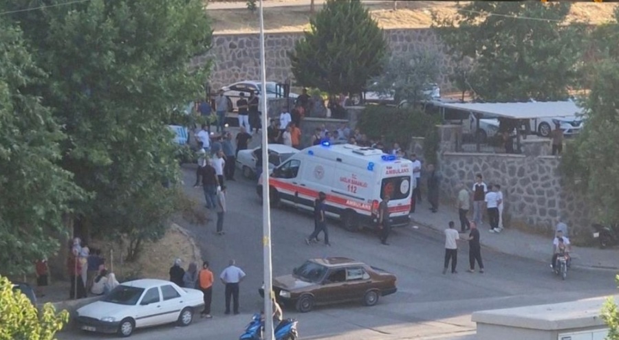 Korkunç olay! 2 kardeş sokak ortasında silahlı saldırıya uğradı
