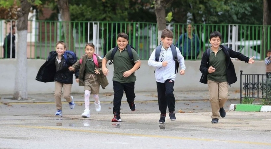 Yaklaşık 20 milyon öğrenci bugün karne alacak