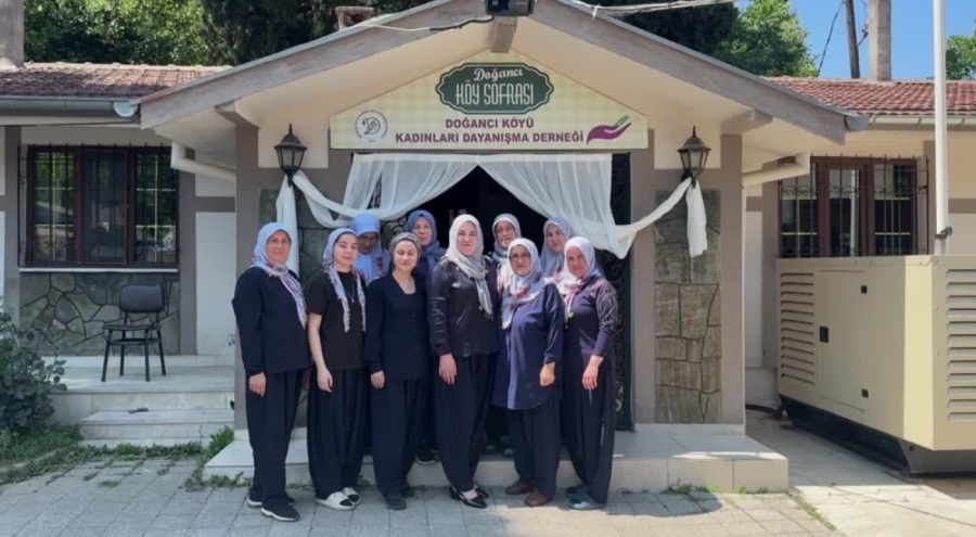 Bursa'da kadınlar el emeklerini gelire dönüştürdü