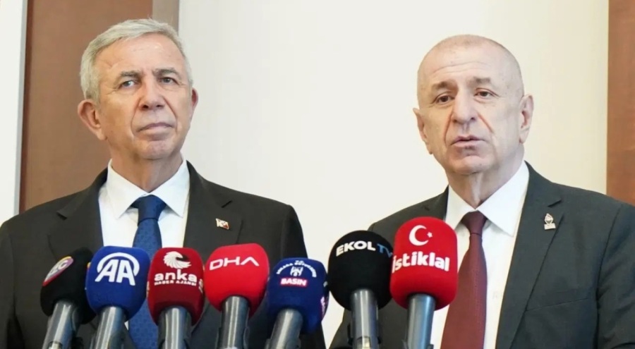 Ümit Özdağ, Mansur Yavaş'ı ziyaret etti