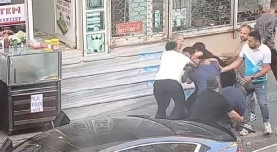 Alacak verecek yüzünden yaşlı adamı sopayla dövdüler