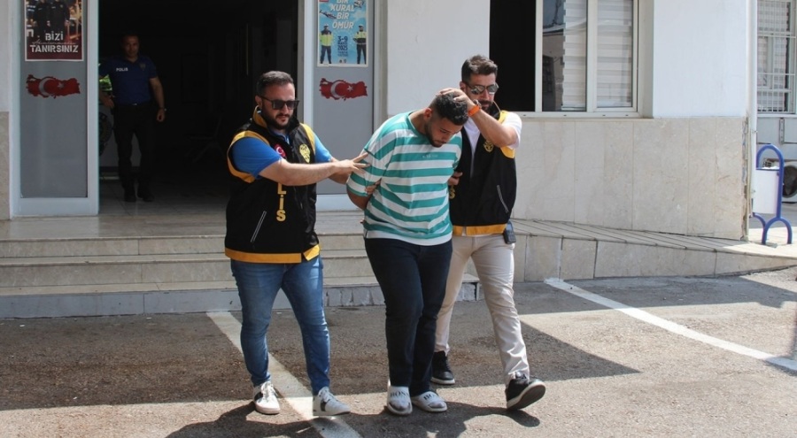 Sevmediği komşularının araçlarına zarar veren şüpheli yakalandı
