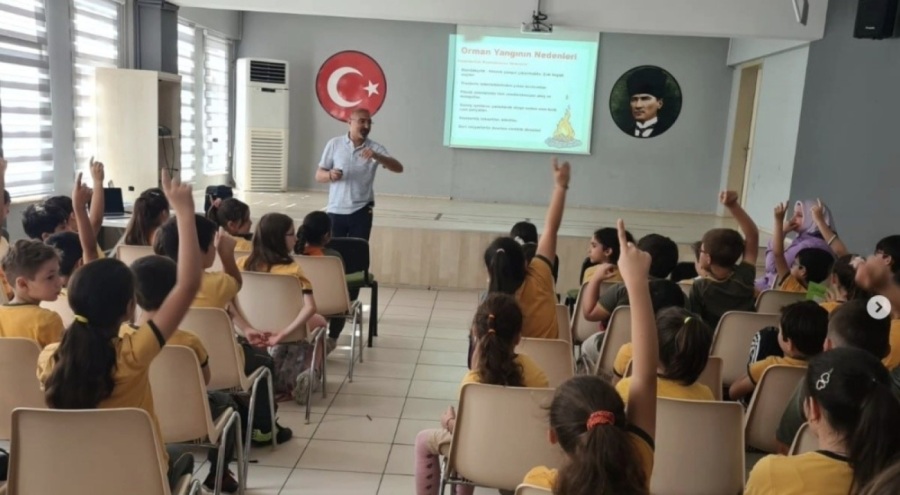 Bursa'da acı gün! Görevi başında fenalaşan öğretmen hayatını kaybetti