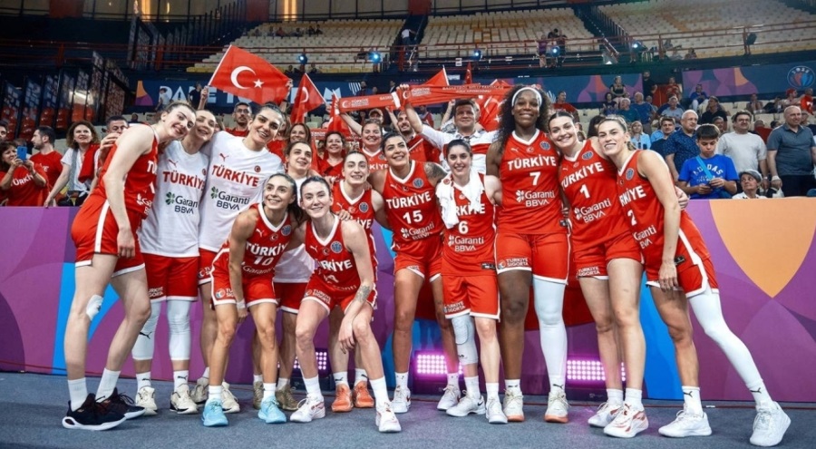 Potanın Perileri çeyrek finalde!
