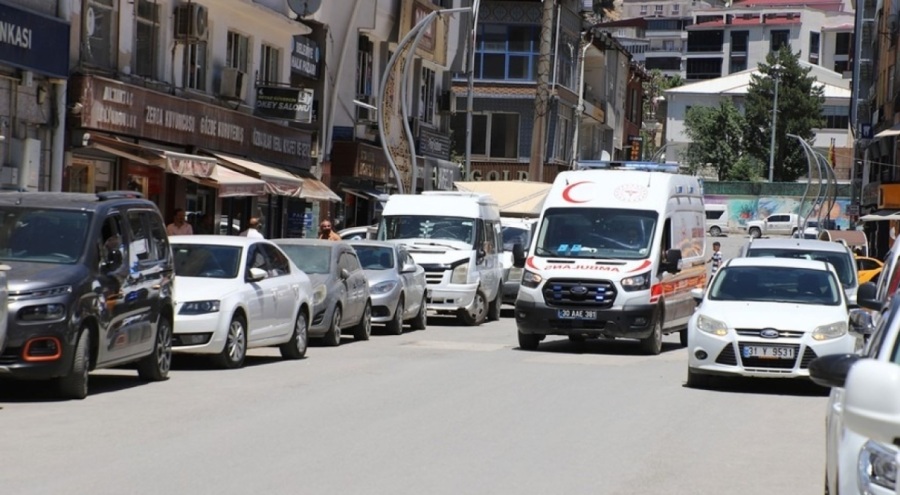 Irak sınırında askeri araç kaza yaptı: 8 asker yaralandı