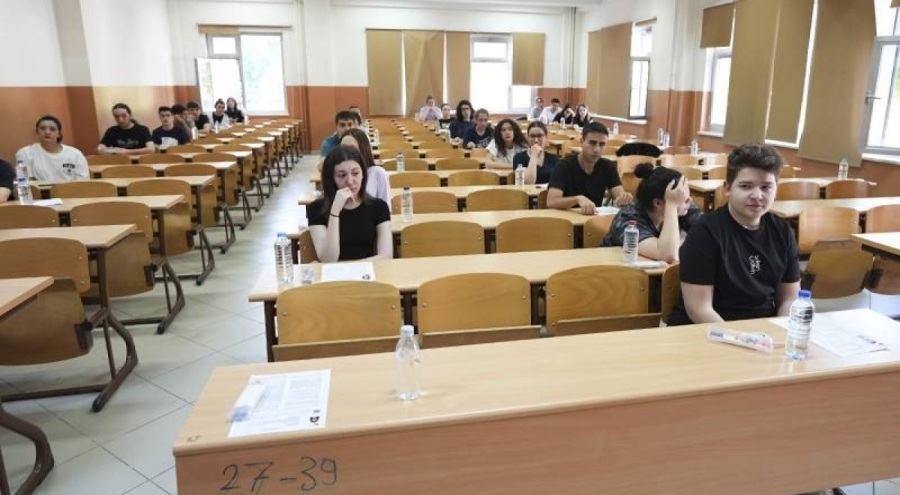 YKS'nin ikinci oturumu bugün: Öğrenciler AYT ve YDT için ter dökecek