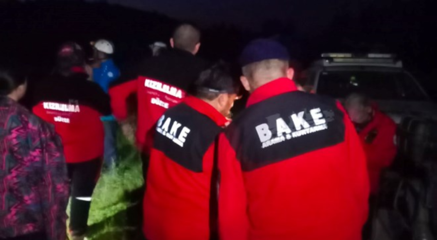 Ormanda kaybolan engelli kız çocuğu 4 saat sonra bulundu