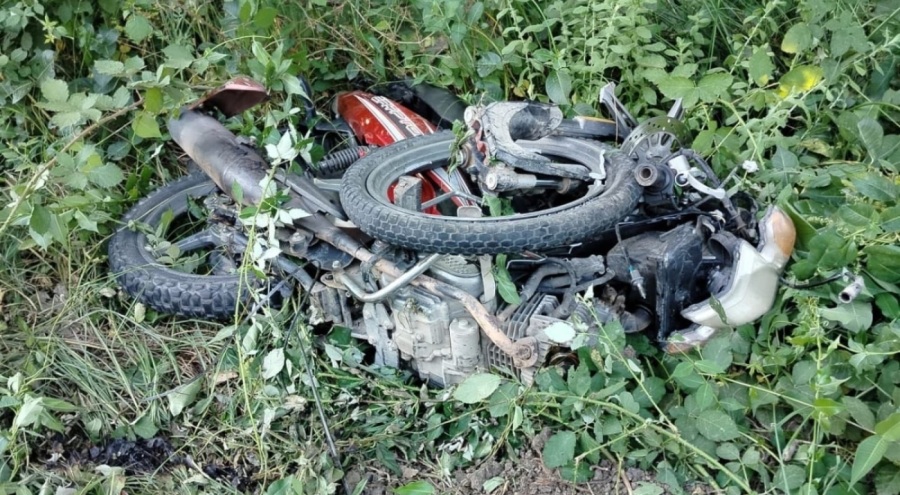 Otomobille çarpışan motosikletin sürücüsü yaşamını yitirdi