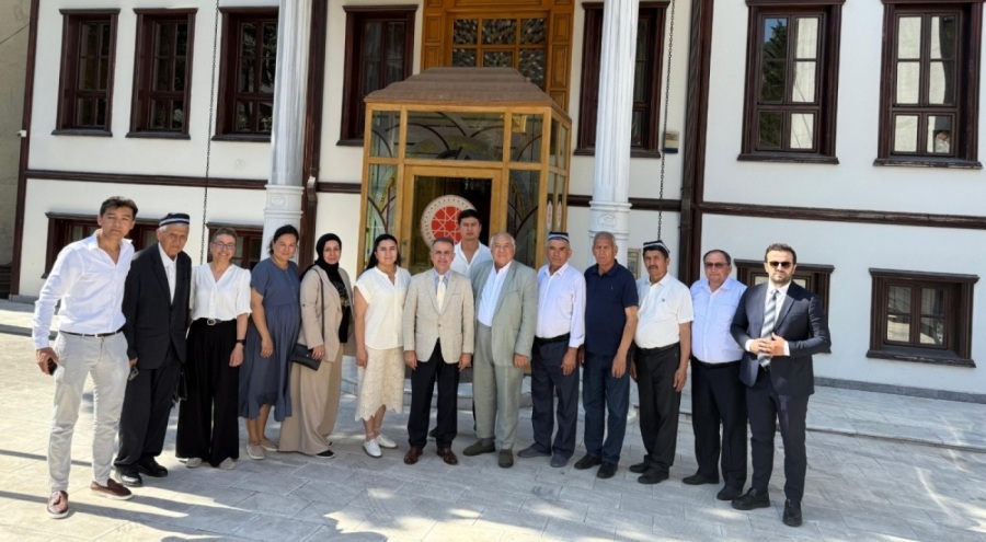 Özbek basın heyeti, Bursa'daki gazetecilerle buluştu