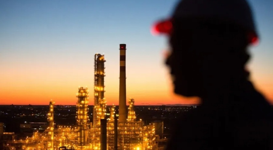 Petrol fiyatları 5 ayın zirvesinde