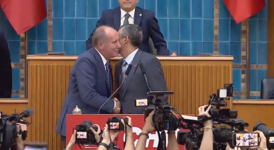 Muharrem İnce CHP'de! 'Baba ocağına' resmen döndü