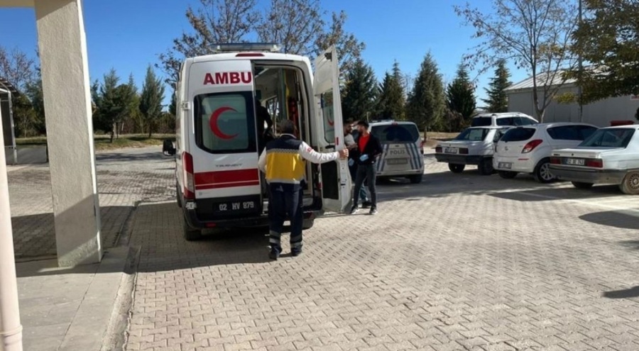 Av tüfekli dehşet! Eski muhtarın evine silahlı saldırı düzenlendi