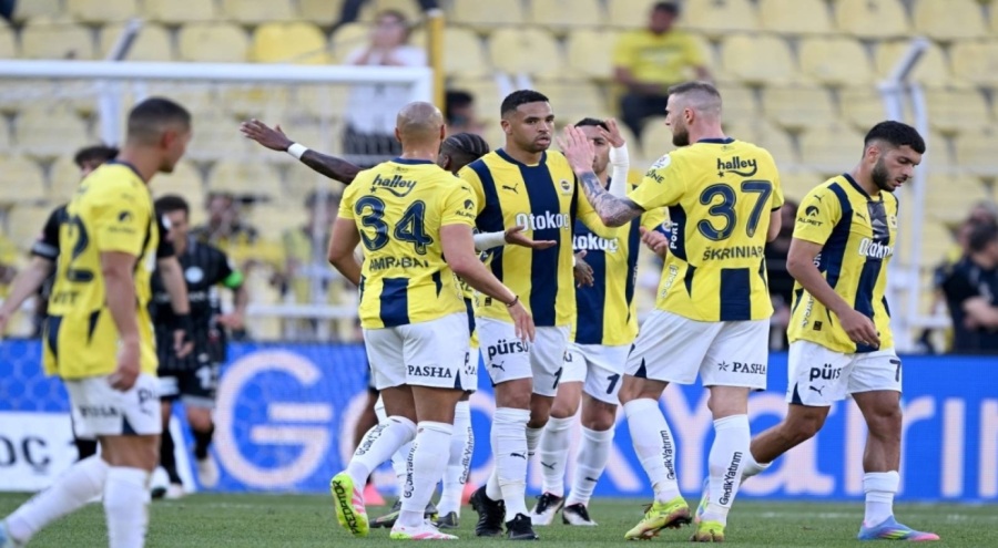 Fenerbahçe'de Kostic ve Skriniar için hamle