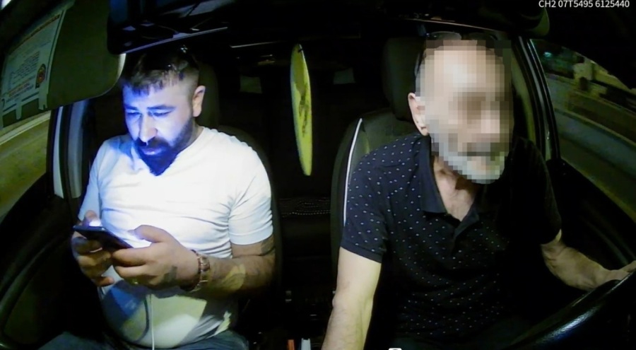 Takside dehşet! Şoförü dışarıya atıp aracı kaçırdı, kaza yapınca yakalandı