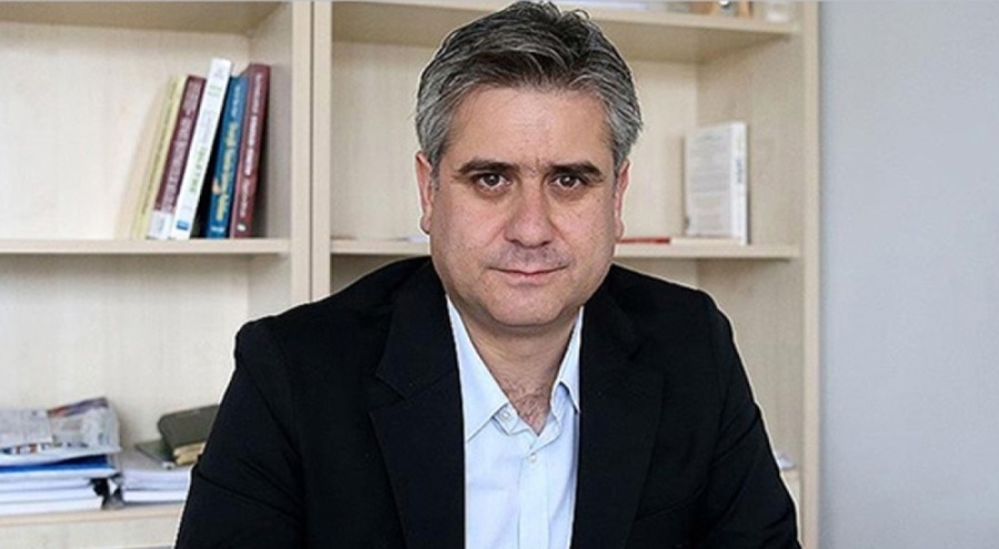 AK Parti Genel Başkan Yardımcısı Yalçın kaza geçirdi