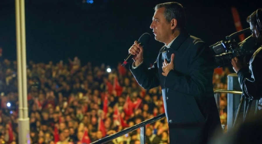 Kurultay davası öncesi Büyükçekmece mitingi: Özgür Özel erken seçim için tarih verdi! 'Cesaretin varsa getir sandığı'