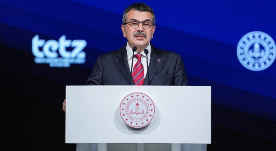Bakan Tekin: Artık her okul kendi kıyafetini tanımlayacak