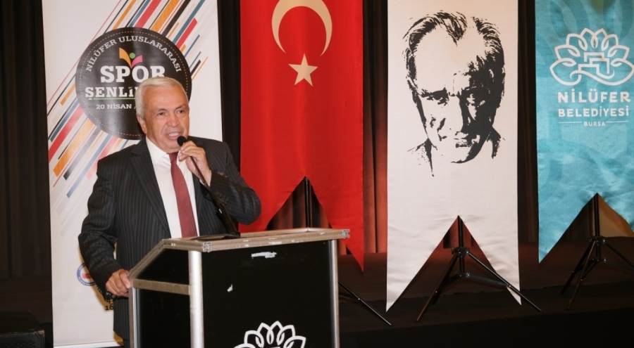 Bursa'da 23. Nilüfer Uluslararası Spor Şenlikleri'ne emek verenler onurlandırıldı