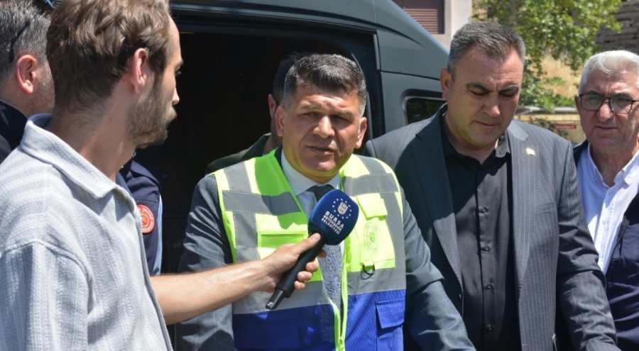 Bursa Büyükşehir'den İsmetiye'deki yangına hızlı müdahale