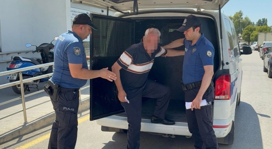 Emekli hakim otobüste bir kadını taciz etti iddiası