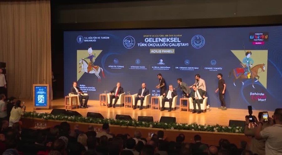 Bursa'da "Geleneksel Türk Okçuluğu Çalıştayı" düzenlendi