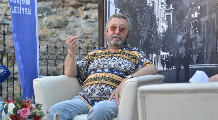 Bursa'da 'Kent Söyleşileri'nin son konuğu Erkan Can oldu