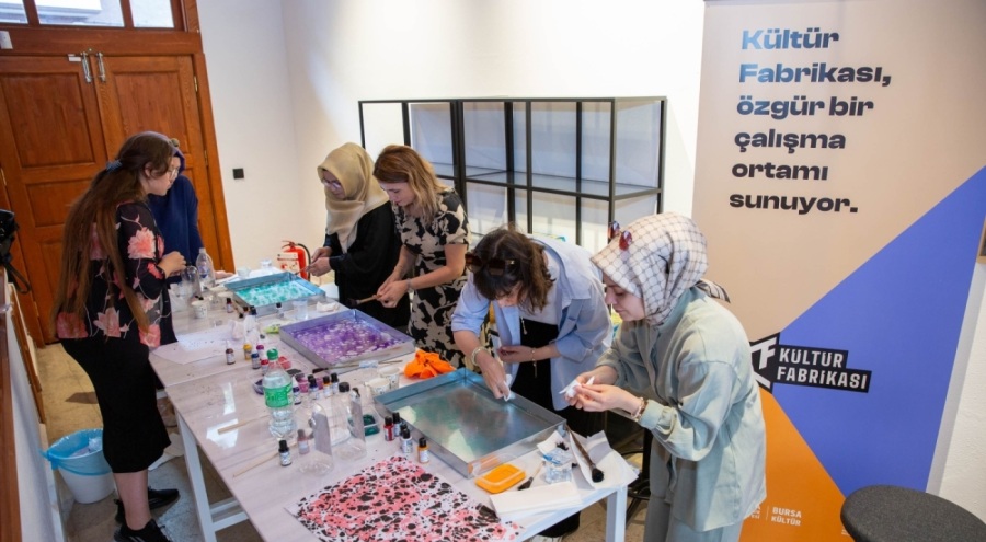 Bursa Büyükşehir Belediyesi'nin Kültür Fabrikası'nda sanat atölyeleri başladı