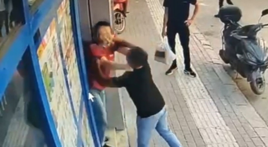 Bursa'da kadın kasiyere yumruk atan kişi tutuklandı!