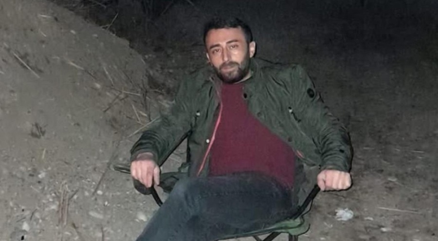 Husumetlisini silahla öldürdü