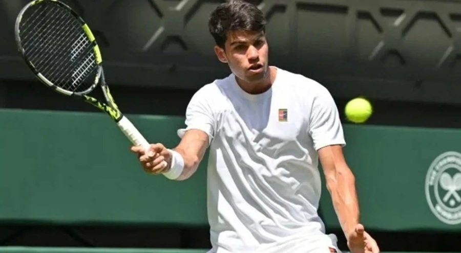 Carlos Alcaraz, Wimbledon'da 3. tura yükseldi!