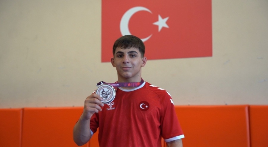 Yıldırım'ın milli gururu Yusuf İslam Kara Avrupa ikincisi oldu