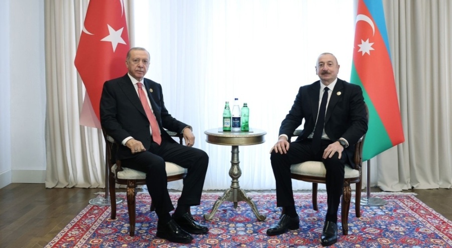 Cumhurbaşkanı Erdoğan, İlham Aliyev ile görüştü