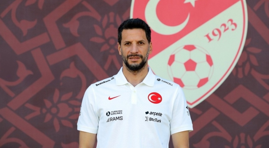 Montella'nın yeni yardımcı antrenörü Hakan Balta oldu