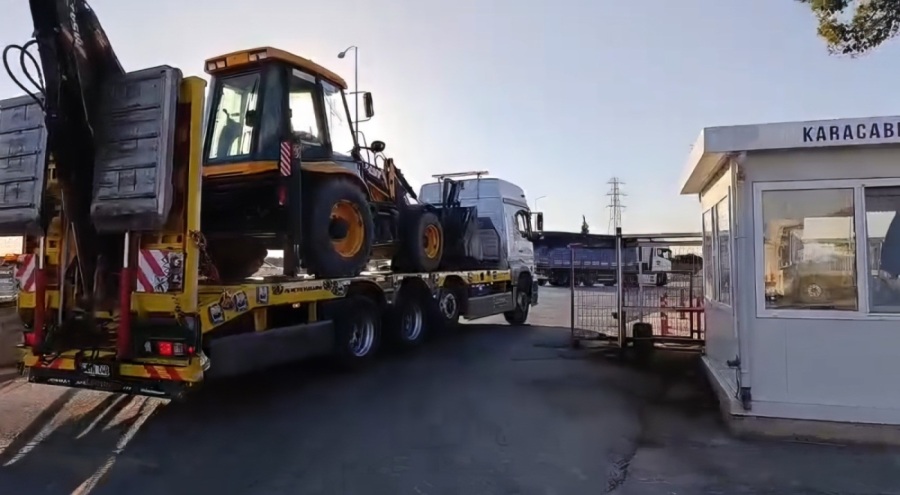 Karacabey Belediyesi'nden Alacaat'taki yangına karşı destek