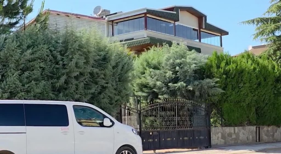 Bursa'da ağaçtan düşen kişi kurtarılamadı