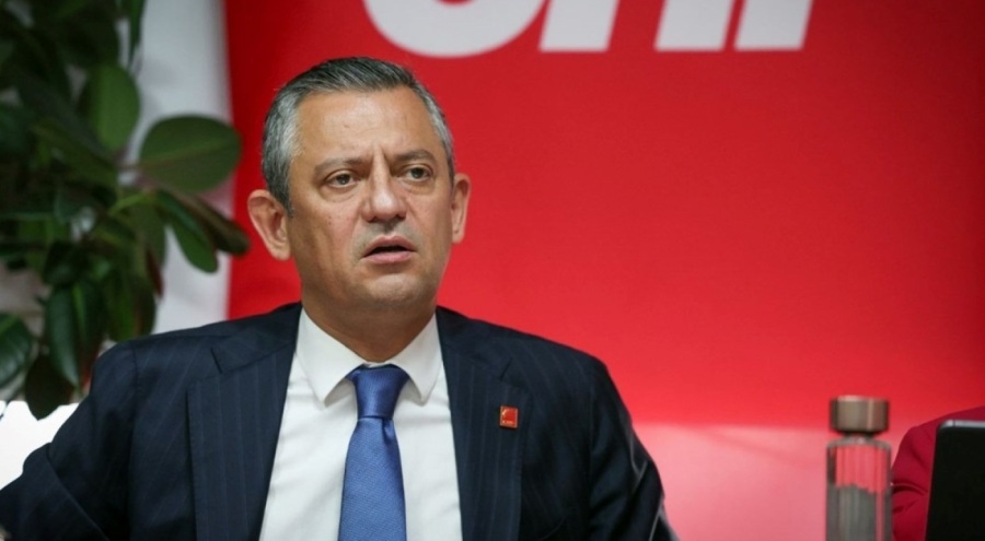 CHP'de sıcak saatler: Özgür Özel, MYK'yi olağanüstü topladı