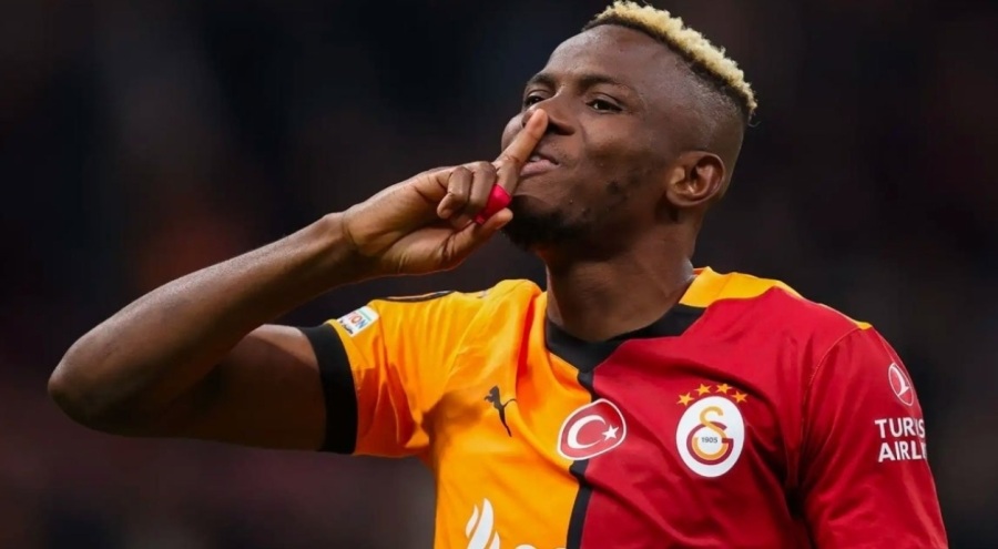 Osimhen kararını verdi!