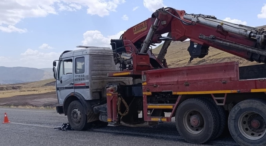 Ablasının düğün konvoyunda vinçle çarpışan motosikletin sürücüsü öldü