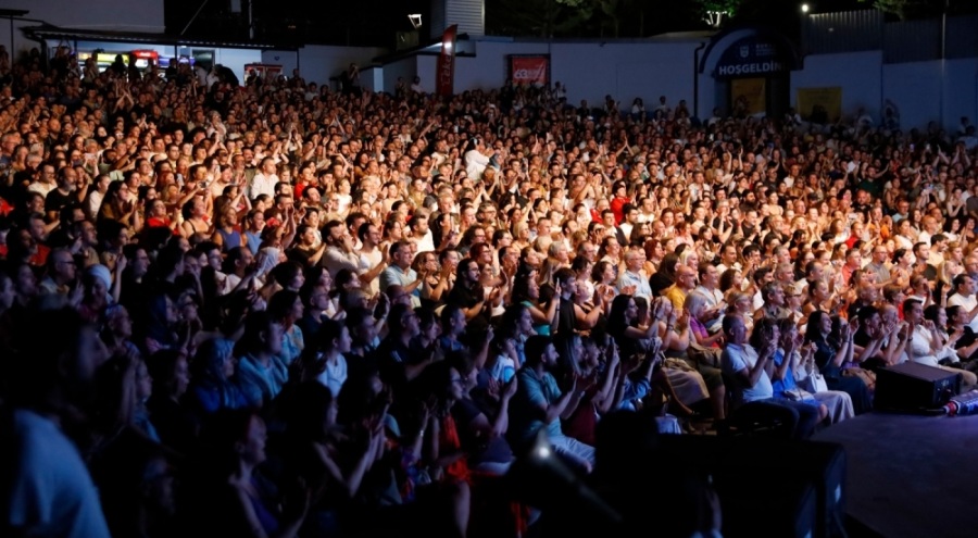 Bursa Festivali'nde Balkan rüzgârı esti