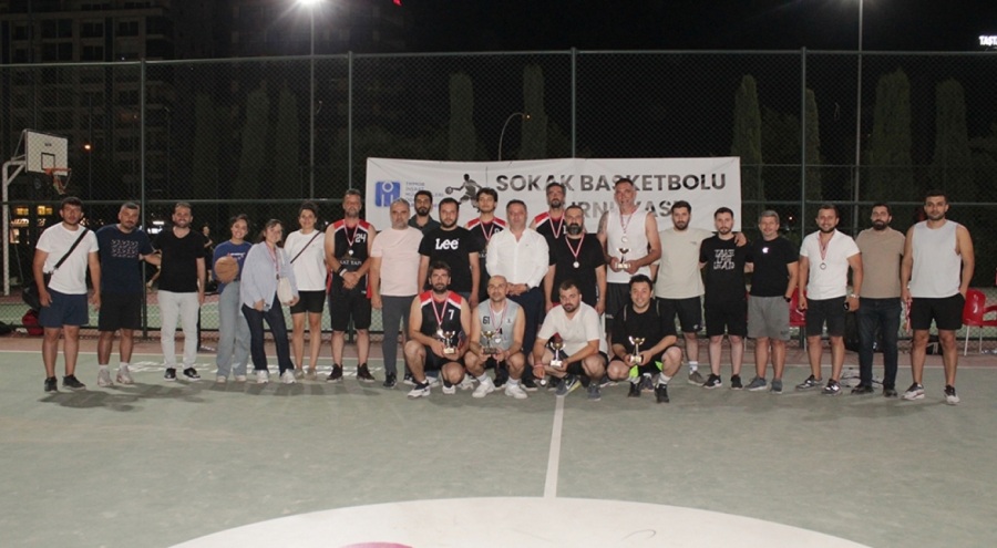 İMO Bursa Şubesi 'Sokak Basketbolu Turnuvası' düzenledi