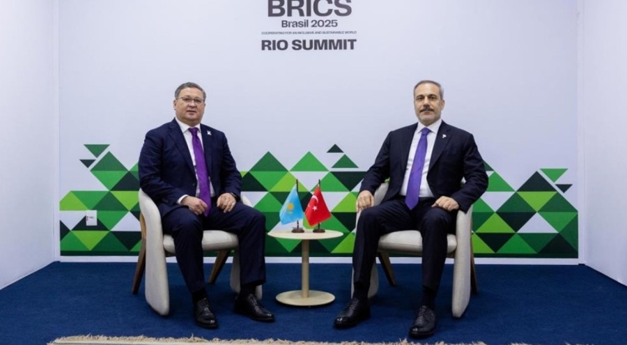 Dışişleri Bakanı Fidan, Kazak mevkidaşı ile görüştü