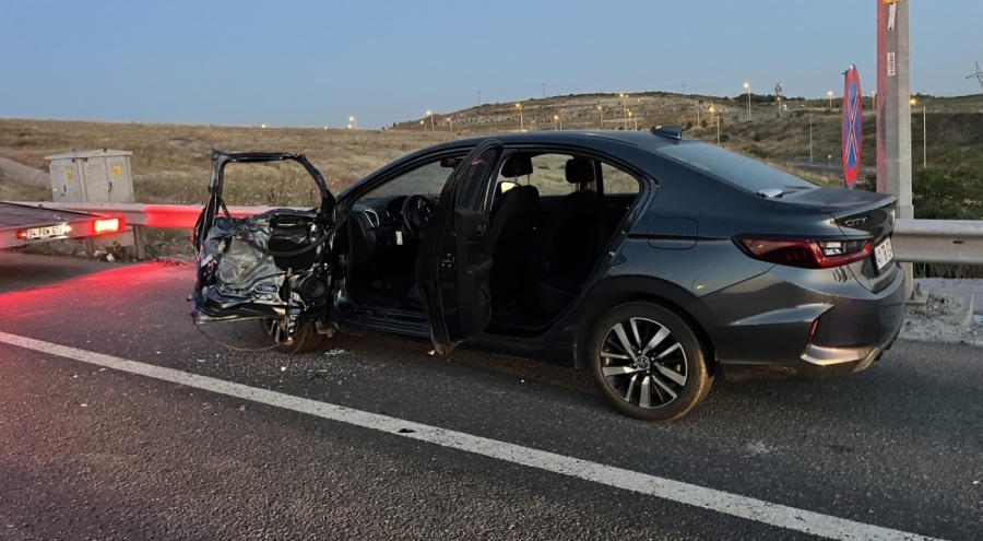 Emniyet şeridinde inen sürücüye minibüs çarptı: 1 ölü