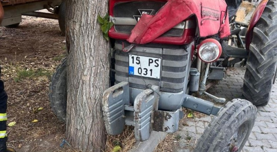 Ağaca çarpan traktörün sürücüsü hayatını kaybetti!