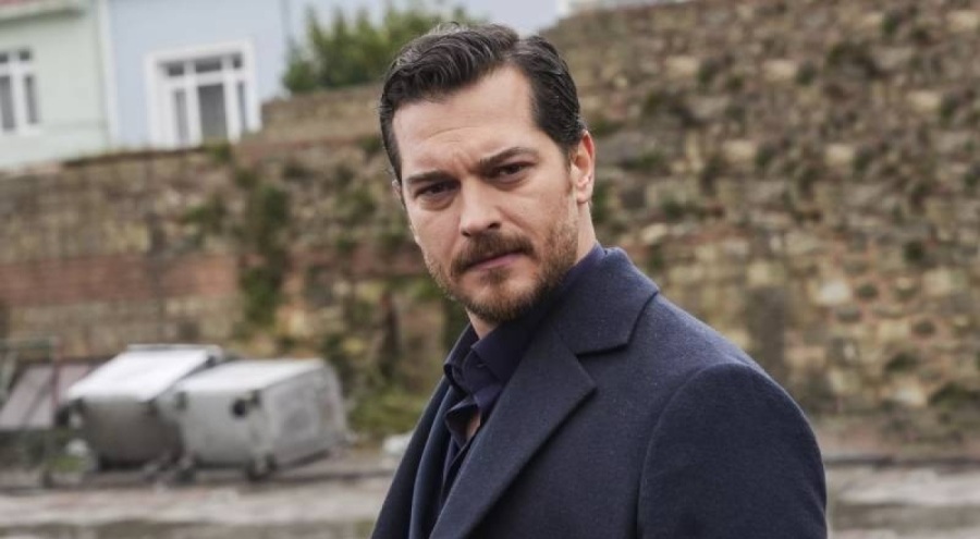Çağatay Ulusoy 'Uykusuz Adam'la başrolde!