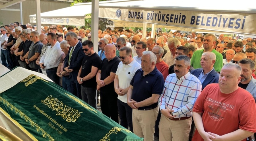 Engin Aksöz son yolculuğuna uğurlandı!