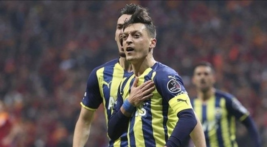 Mesut Özil, Ümraniye'de akademi kuruyor